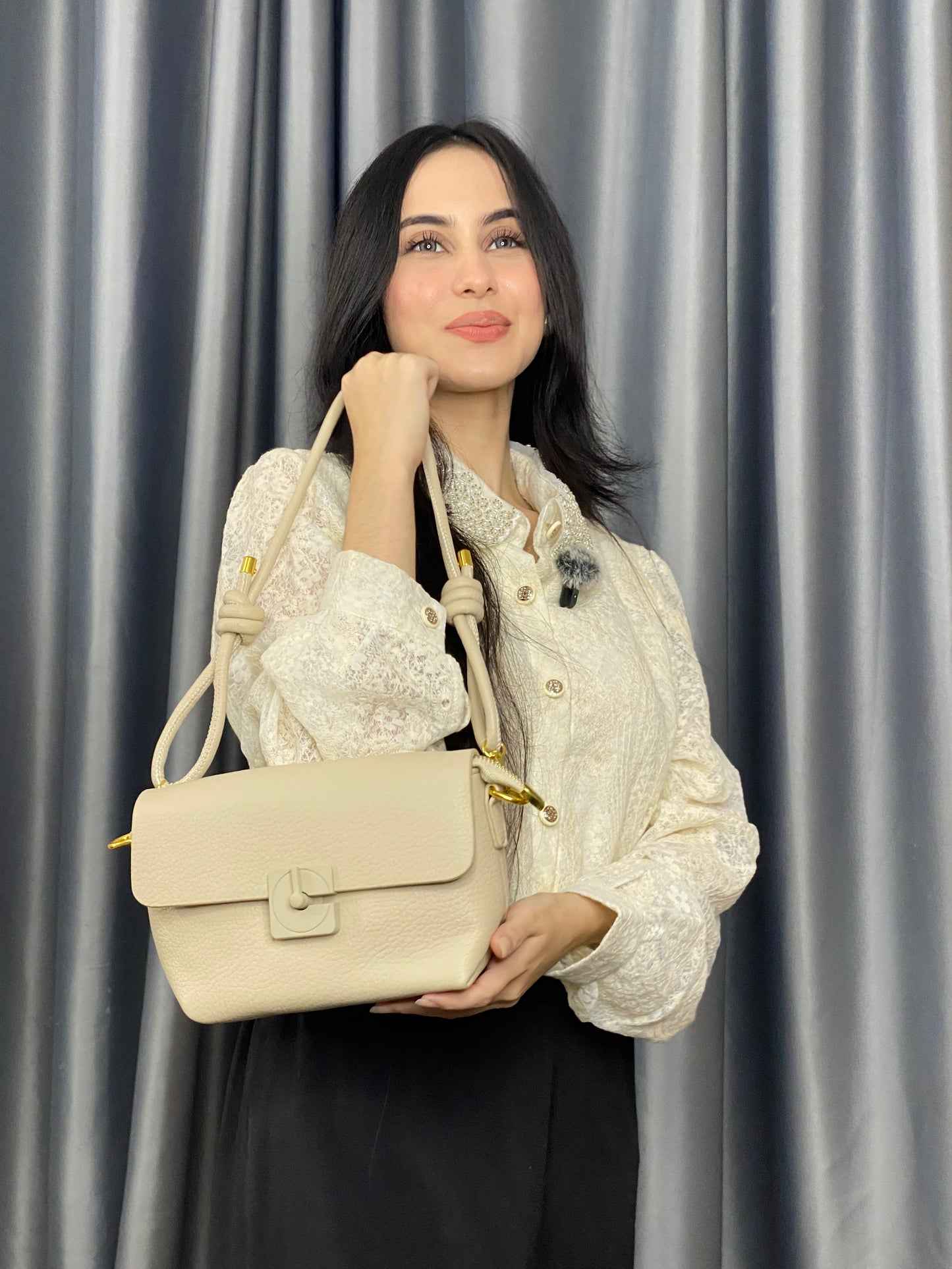 China Imported white Lock Closure Shoulder Bag for Women