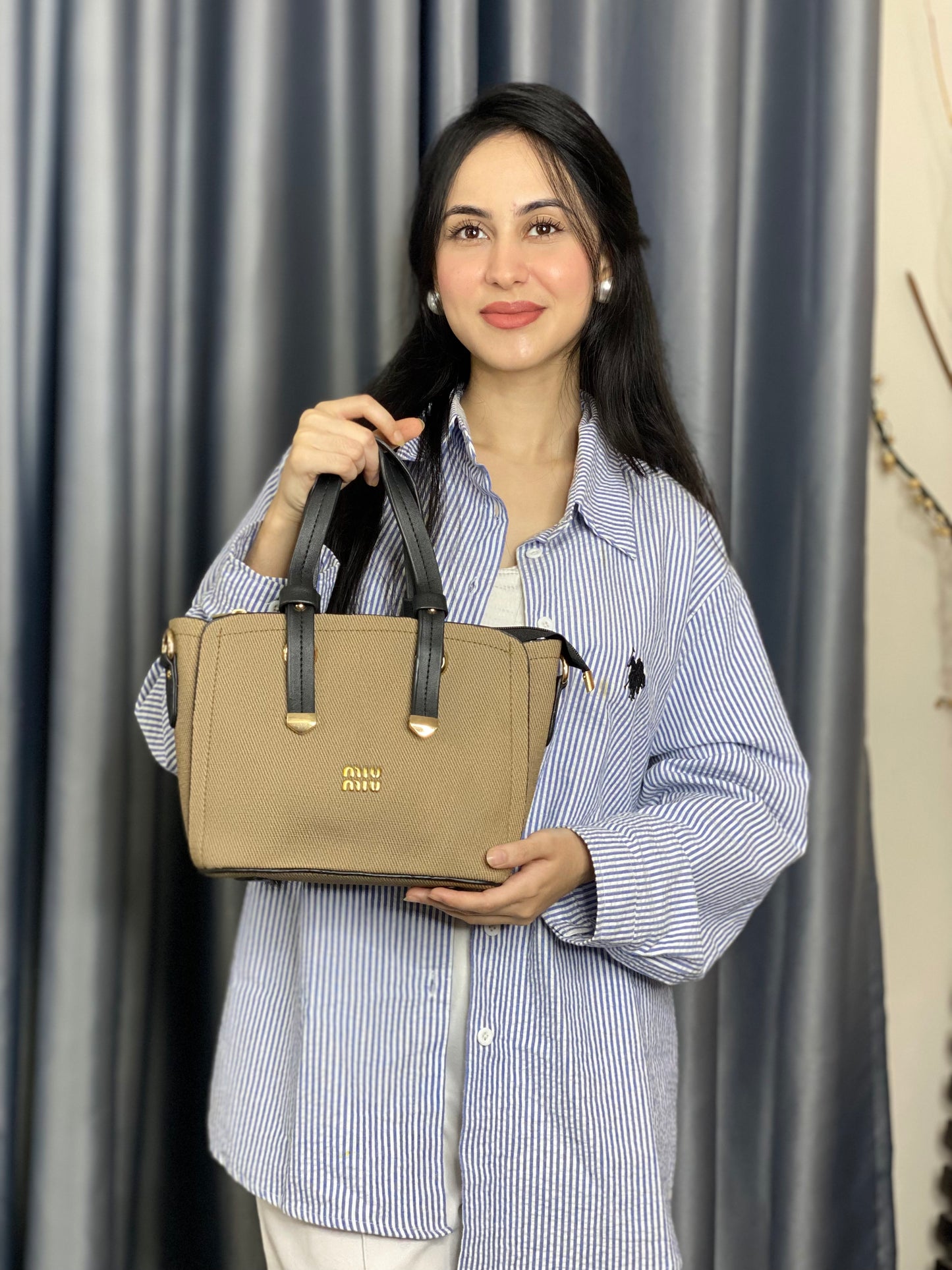 Structured Mini Top Handle Bag for Women – Elegant Everyday Bag