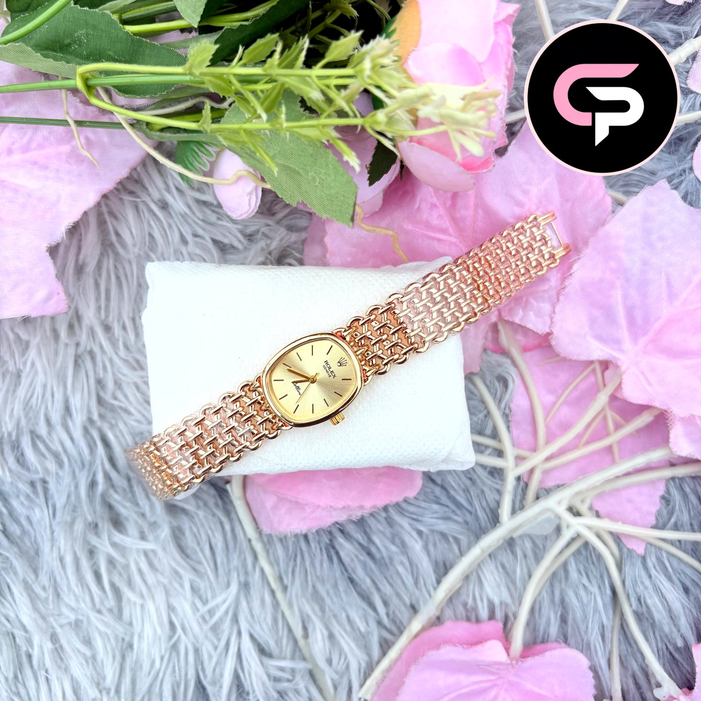 Luxury Gold Mesh Bracelet Women's Watch | Elegant Quartz Wrist Watch