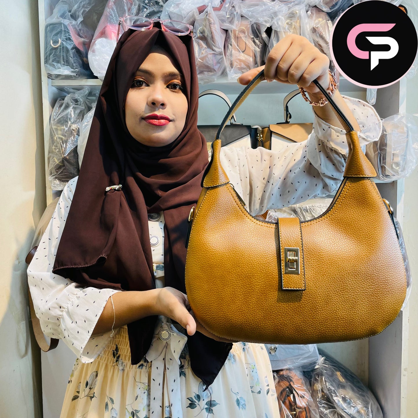 Elegant gold Shoulder Handbag for Women | Party & Daily Use