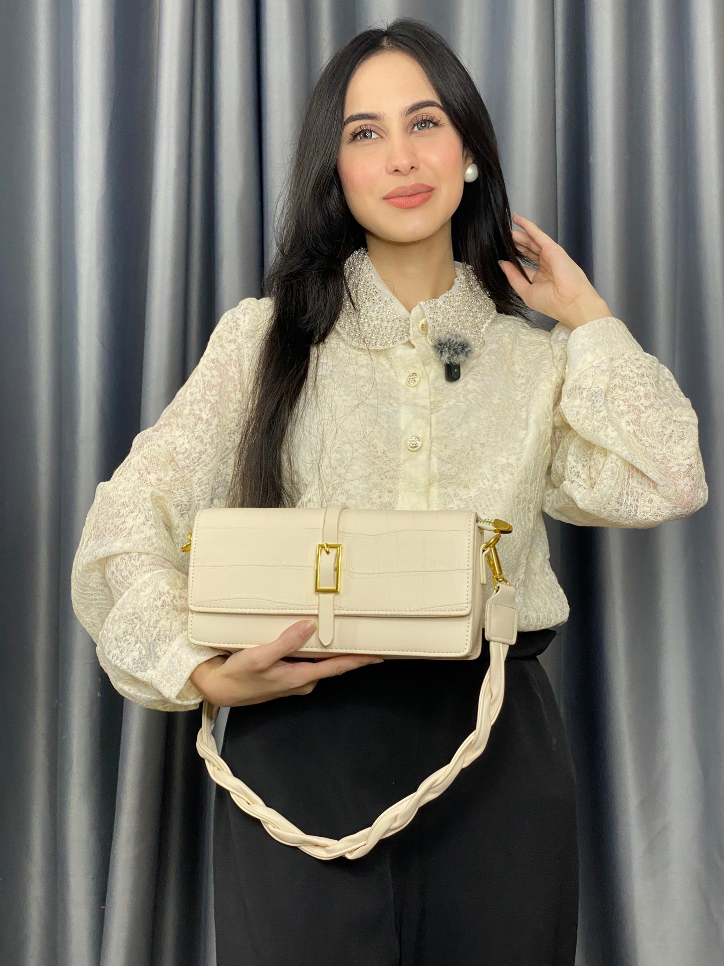 China Imported Cream Crossbody Shoulder Bag for Women