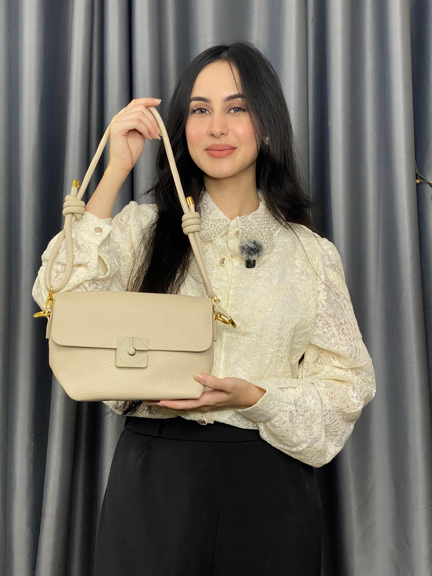 China Imported  white Lock Closure Shoulder  Bag for Women