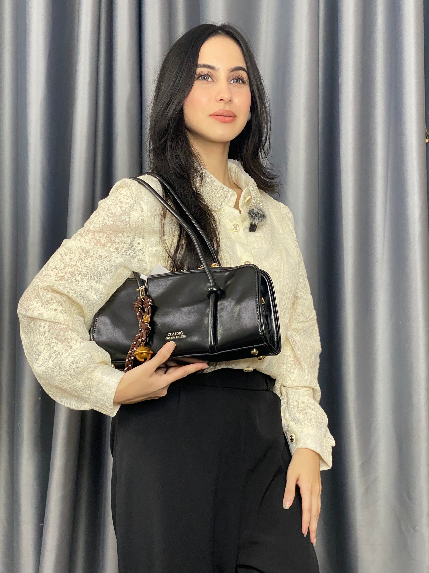 China Imported Classic Black Top Handle Shoulder Bag for Women
