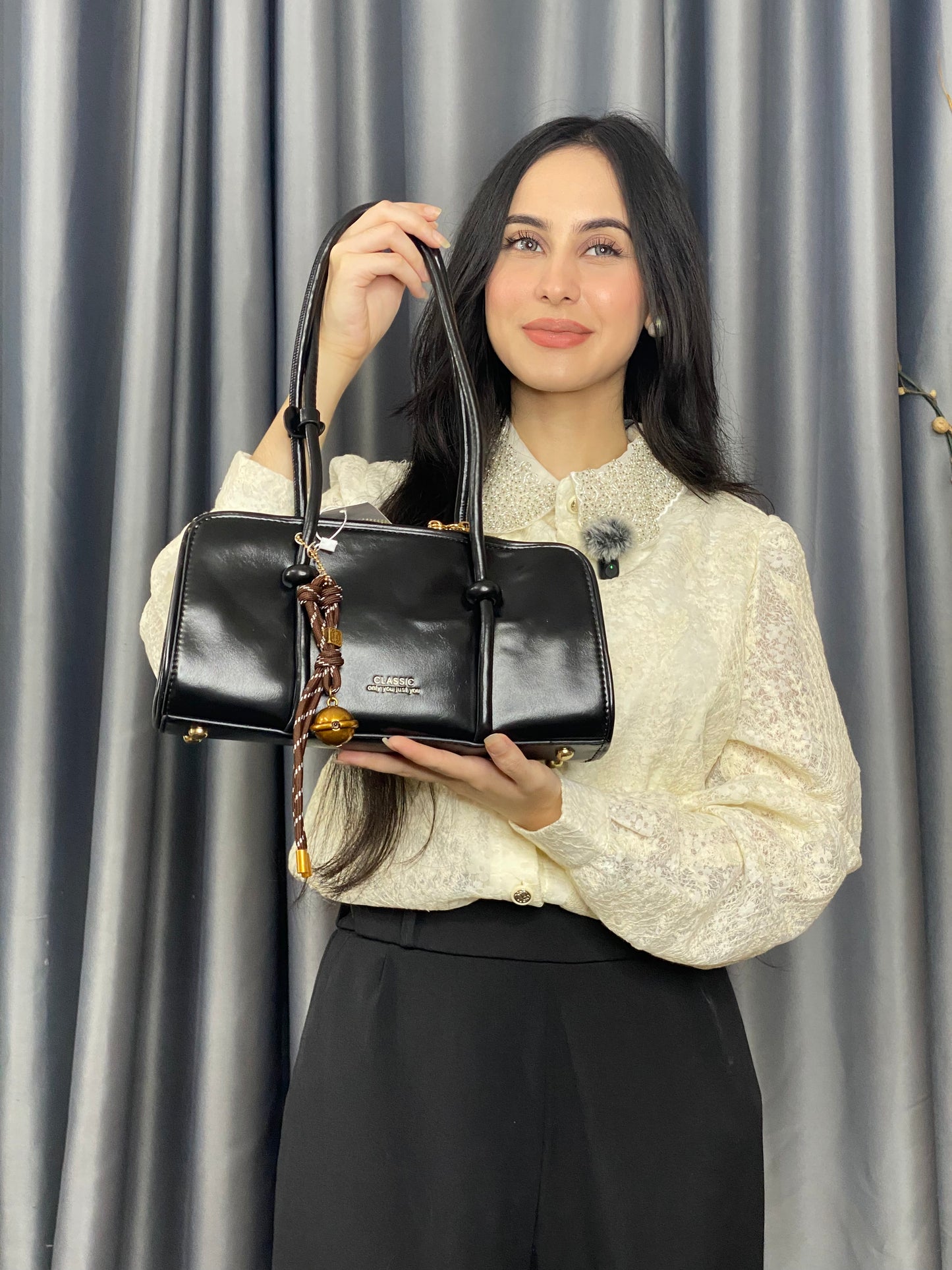 China Imported Classic Black Top Handle Shoulder Bag for Women