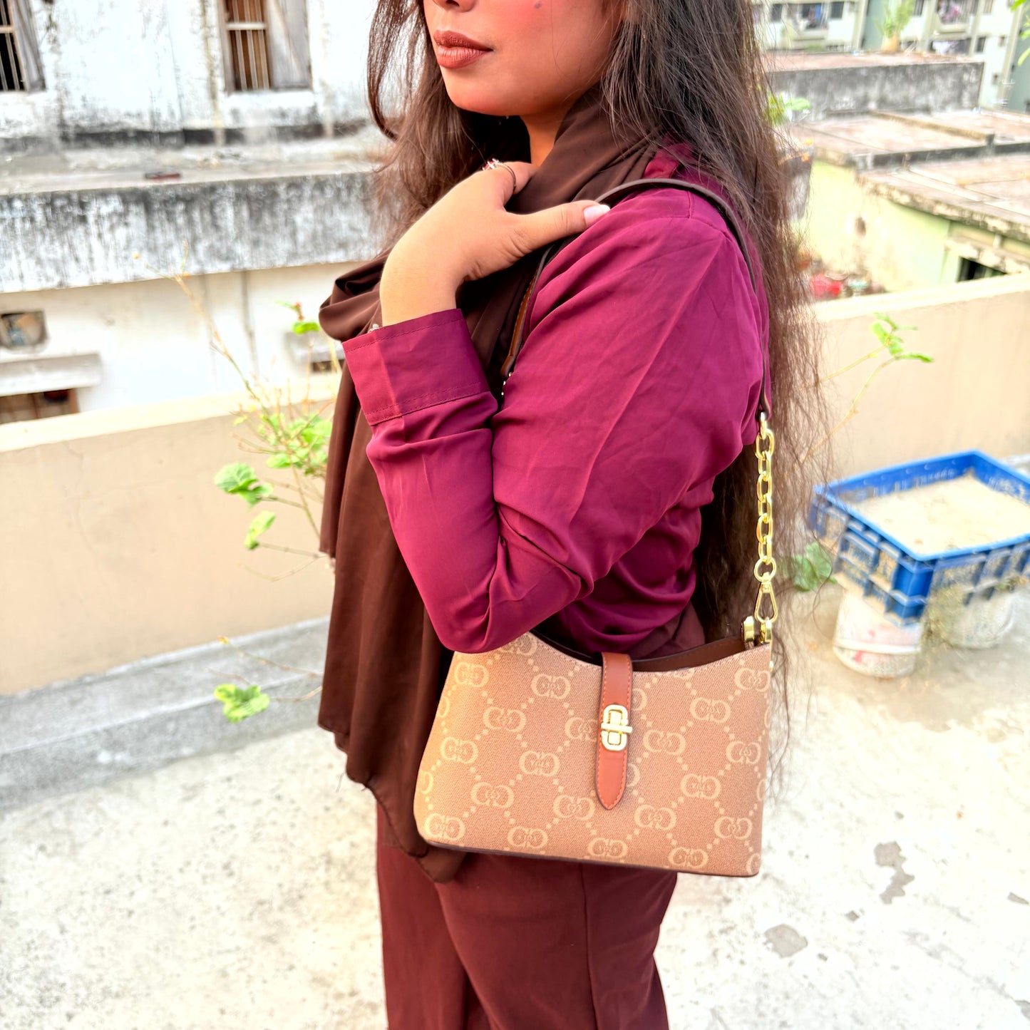 Stylish Brown Monogram Shoulder Bag with Gold Chain Strap