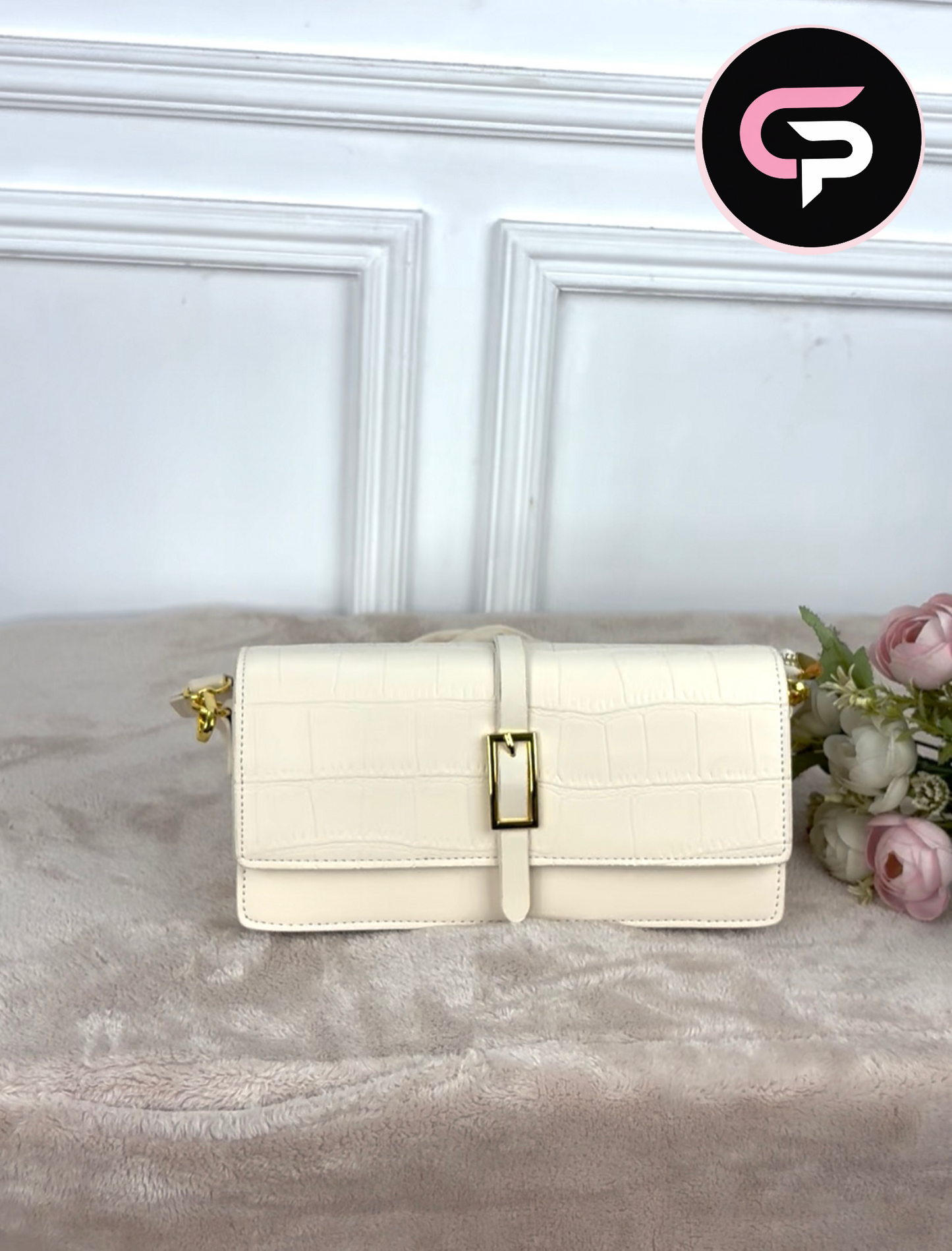 China Imported Cream Crossbody Shoulder Bag for Women