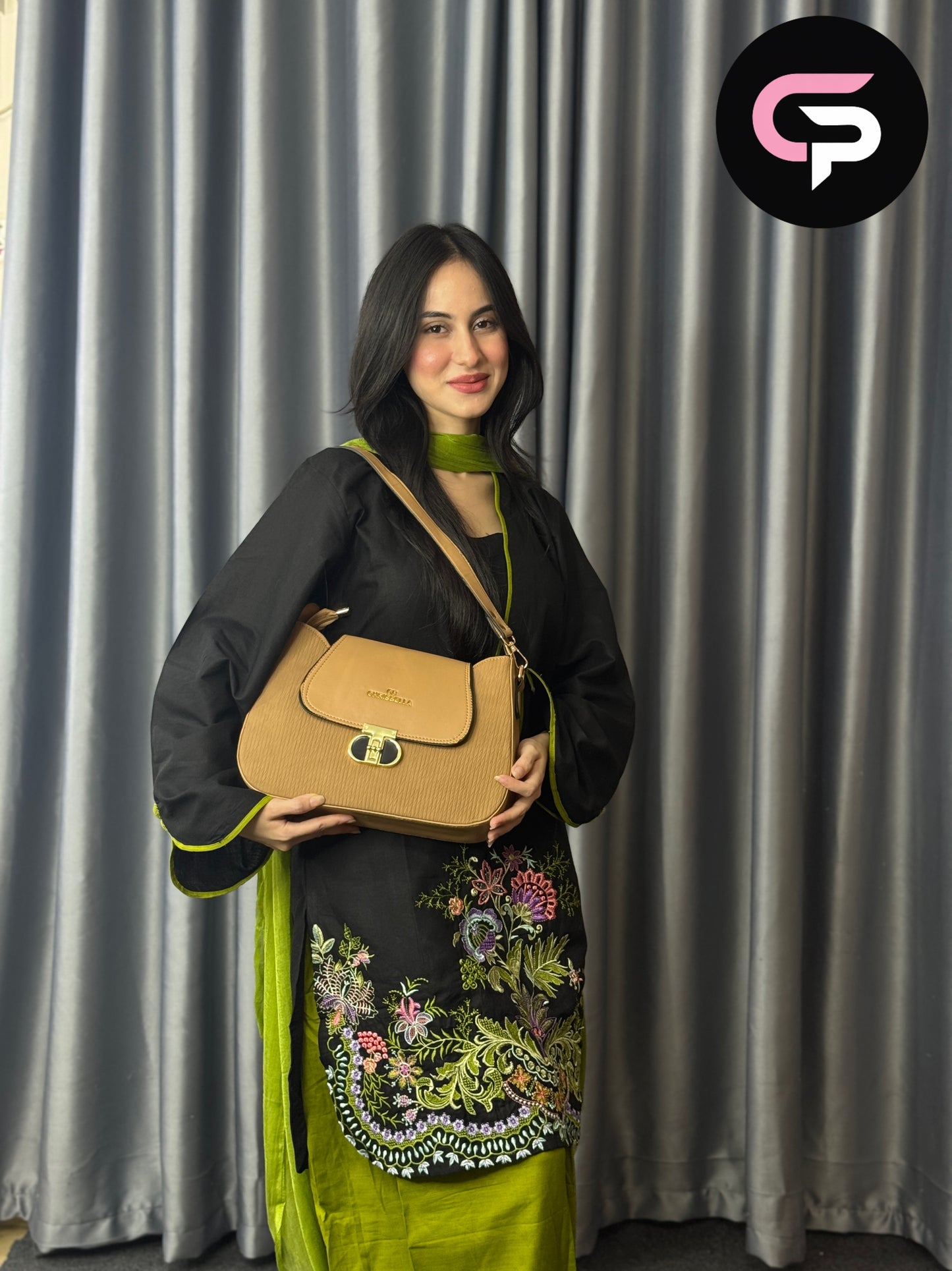 Elegant Lock Crossbody Bag for Women – Stylish Everyday Bag