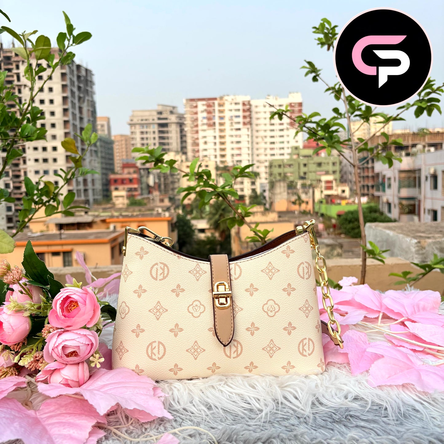 Chic Monogram Print Shoulder Bag with Gold Chain Strap