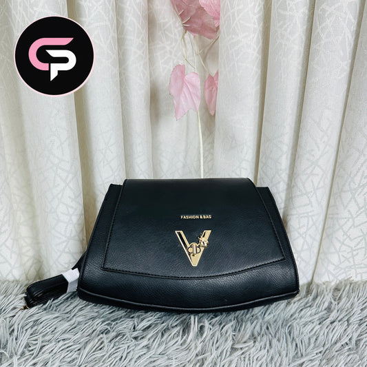 Elegant V-Lock Crossbody Handbag for Women – Stylish Shoulder Bag