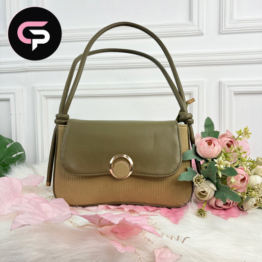 Minimalist Round Lock Crossbody Bag for Women – Elegant Everyday Bag