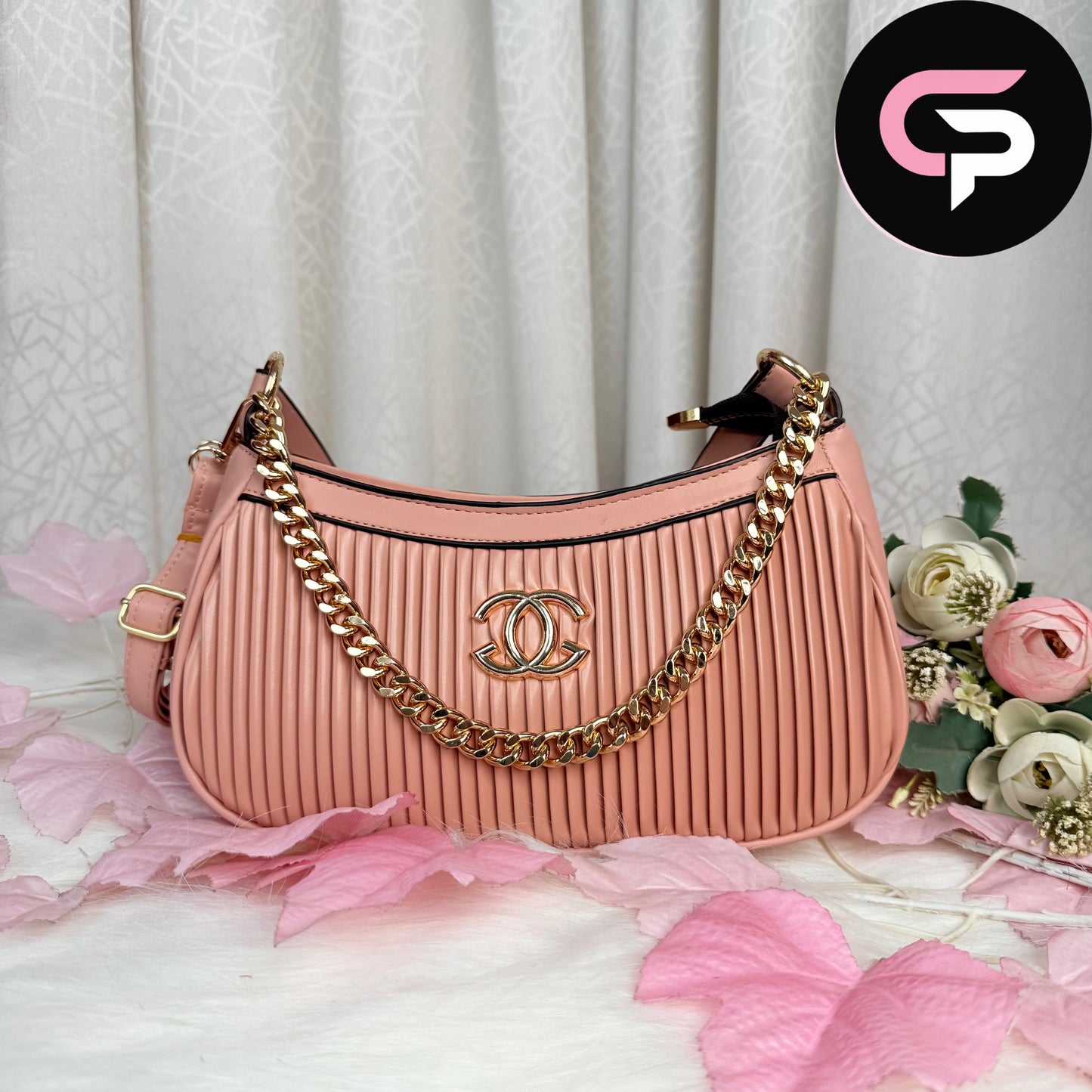 Pleated Chain Shoulder Bag for Women – Elegant Evening Handbag